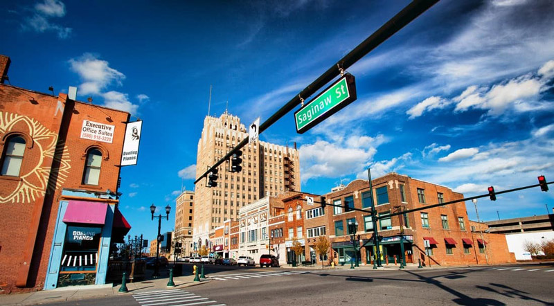 Oakland County Eyes Gradual Economic Recovery Through 2028